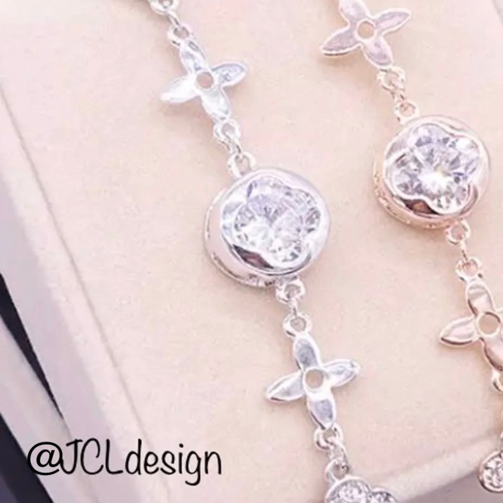 Luxury designer fourleaf clover  Bracelet